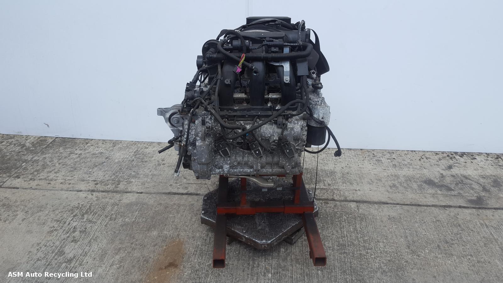 View Auto part Engine Porsche Cayman 2014