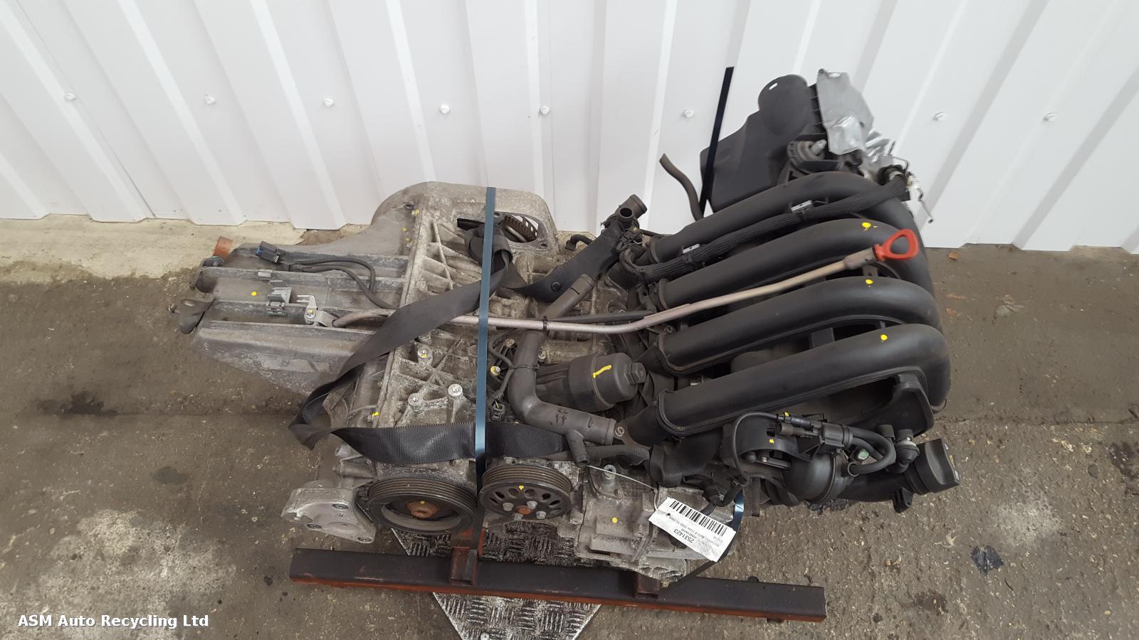 View Auto part Engine Mercedes B Class 2008