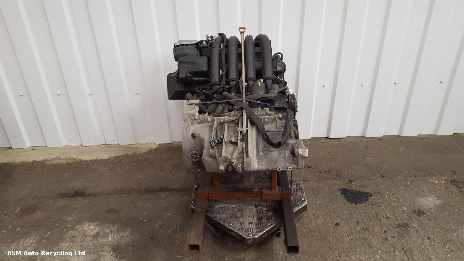 View Auto part Engine Mercedes B Class 2008
