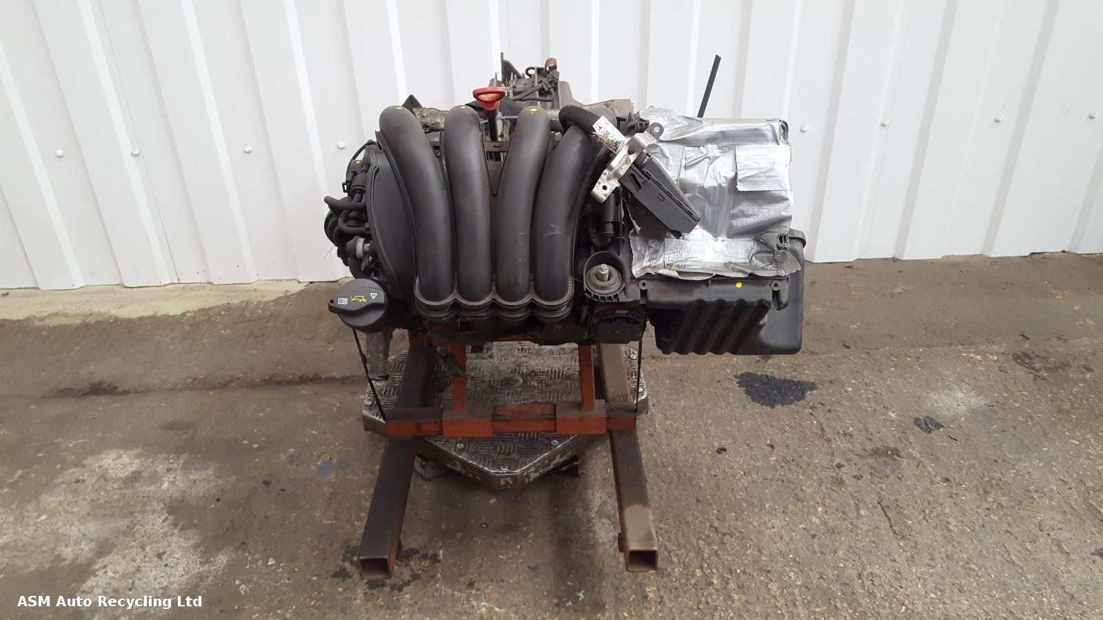 View Auto part Engine Mercedes B Class 2008