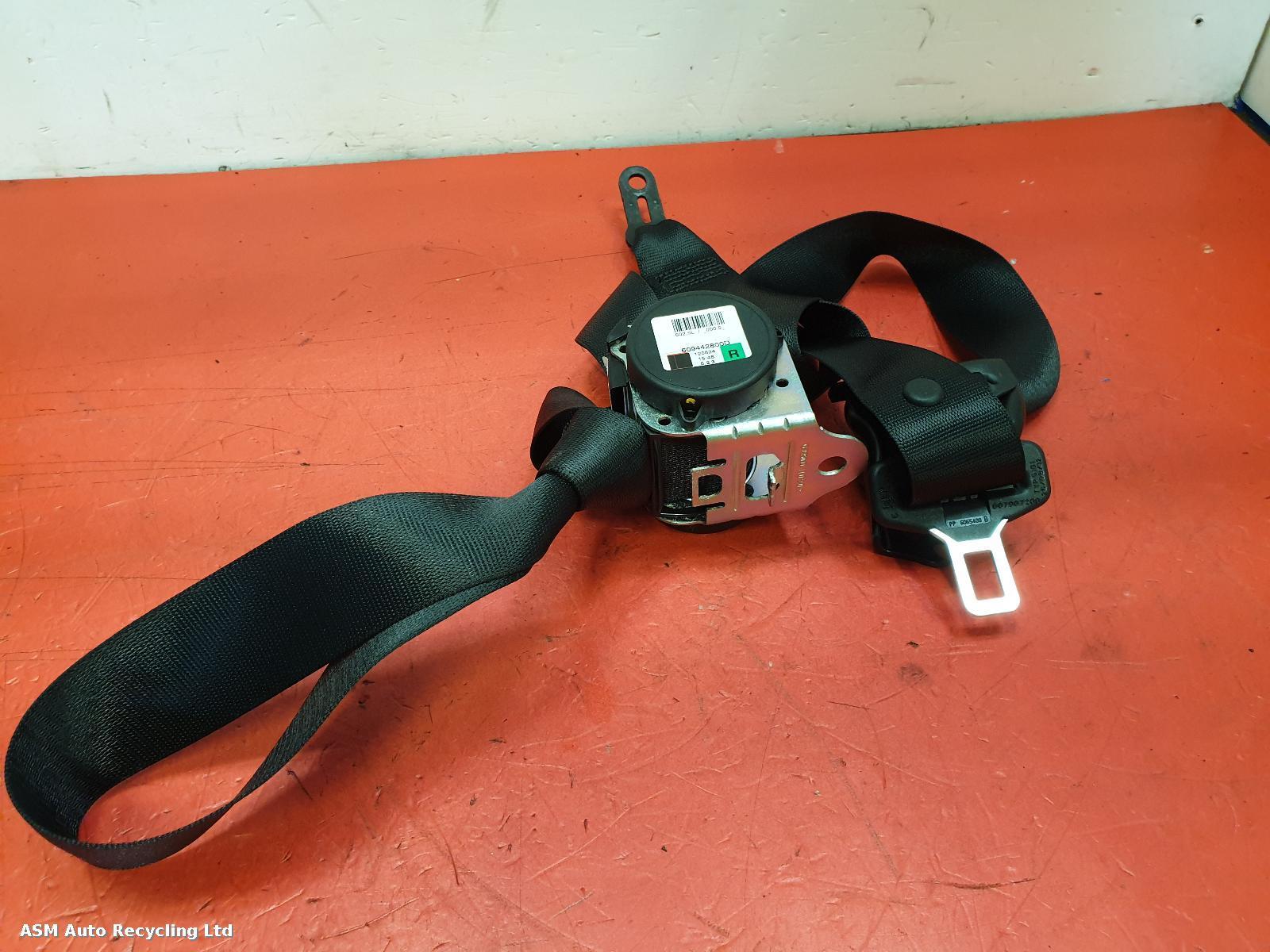 View Auto part Seat Belt Bmw 1 Series 2012