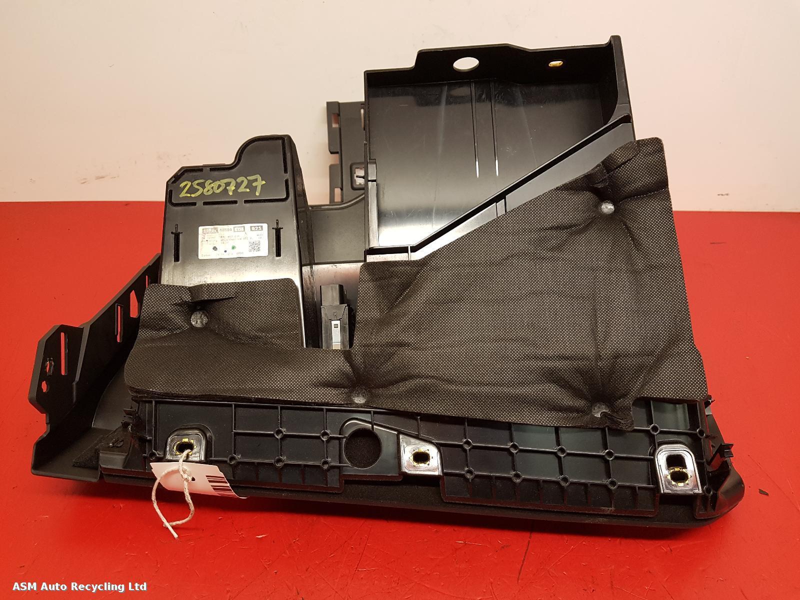 View Auto part Glove Box Audi Q3 2019