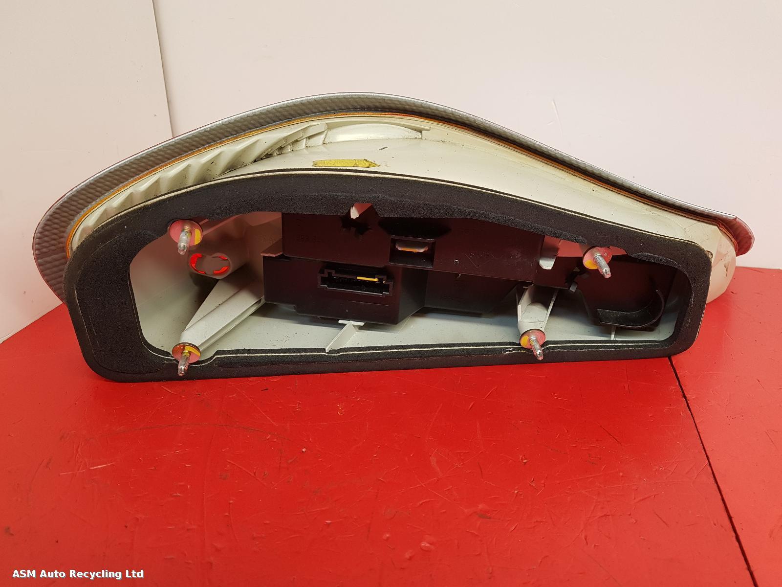 View Auto part R Taillight Porsche Boxster 1998