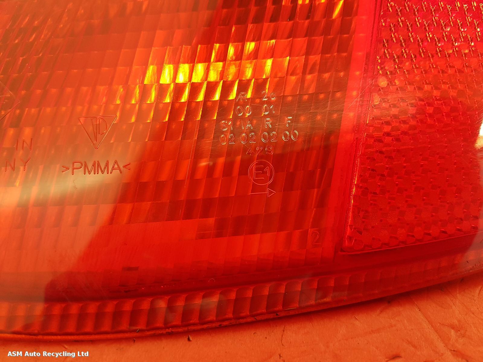 View Auto part R Taillight Porsche Boxster 1998