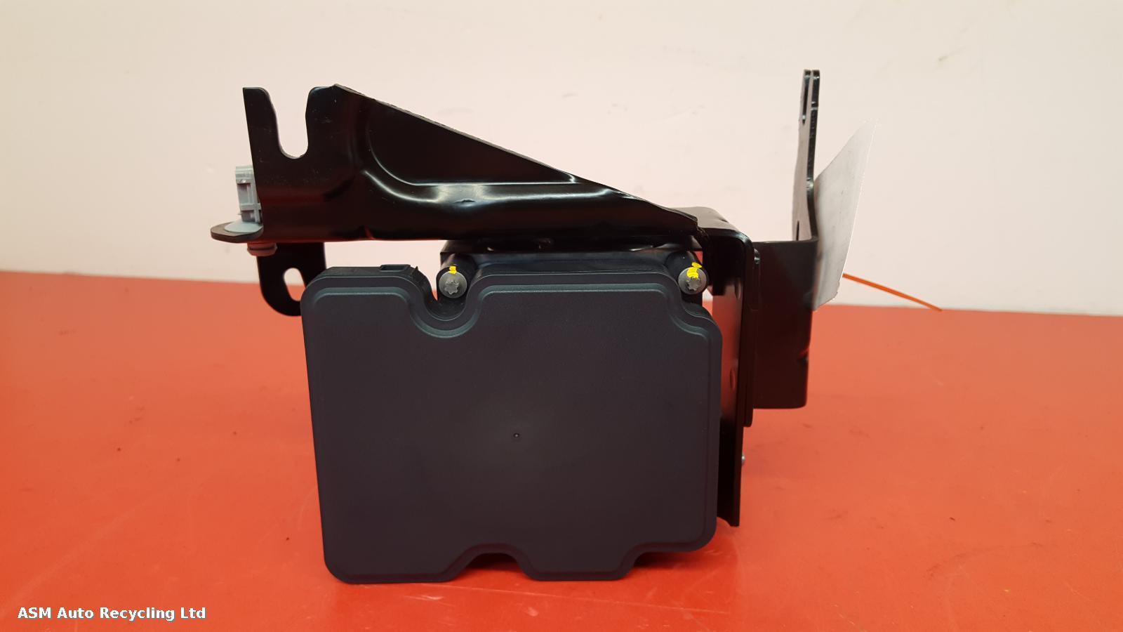 View Auto part ABS Pump/Modulator Renault Captur 2019