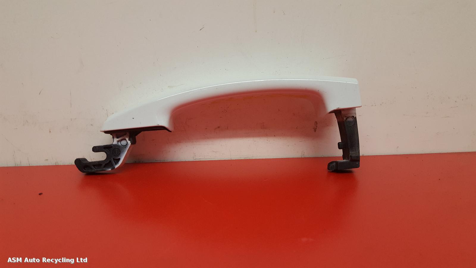 View Auto part Door Handle Vauxhall Corsa 2011