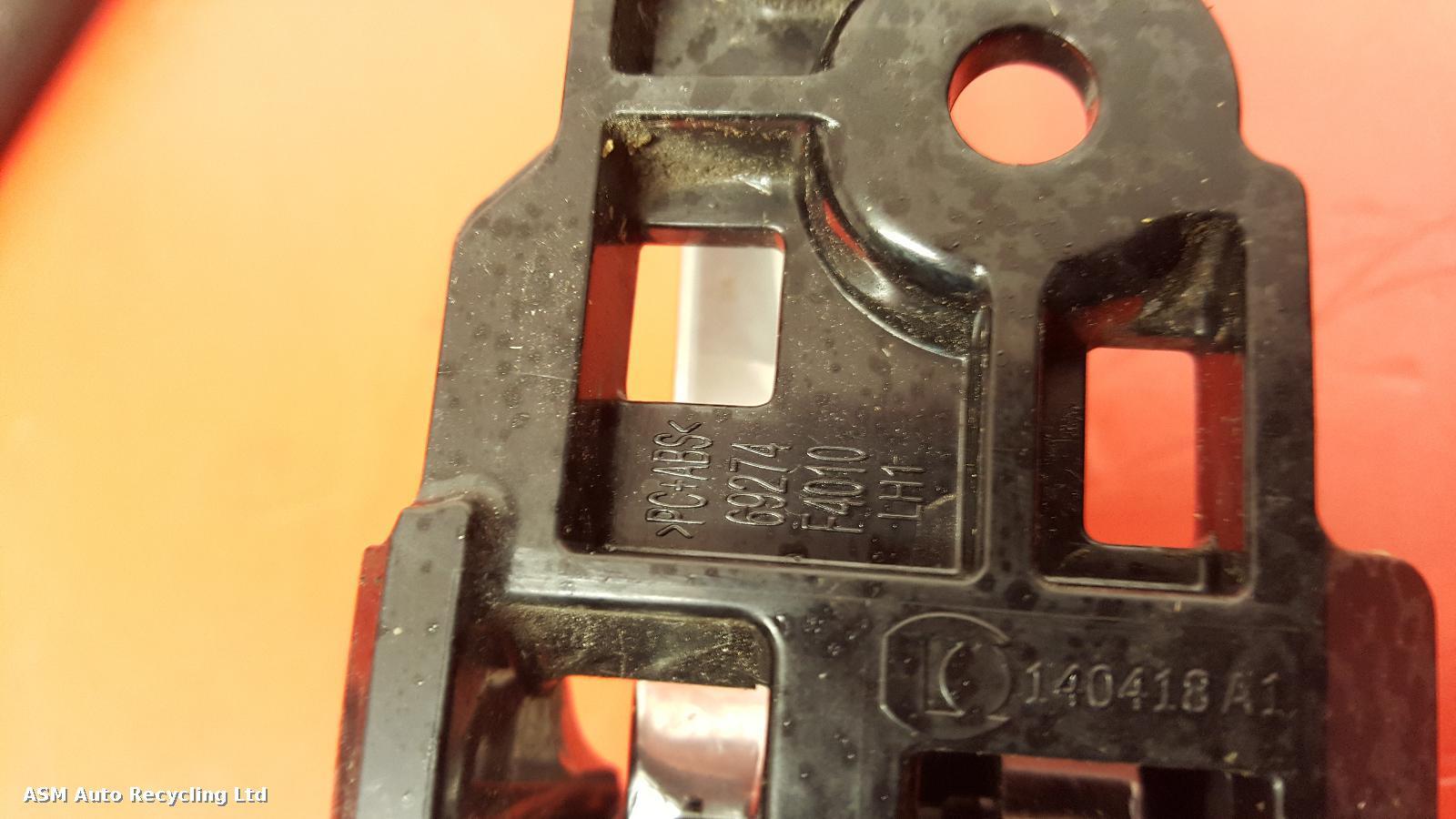 View Auto part Door Lock Assembly Toyota C-hr 2017