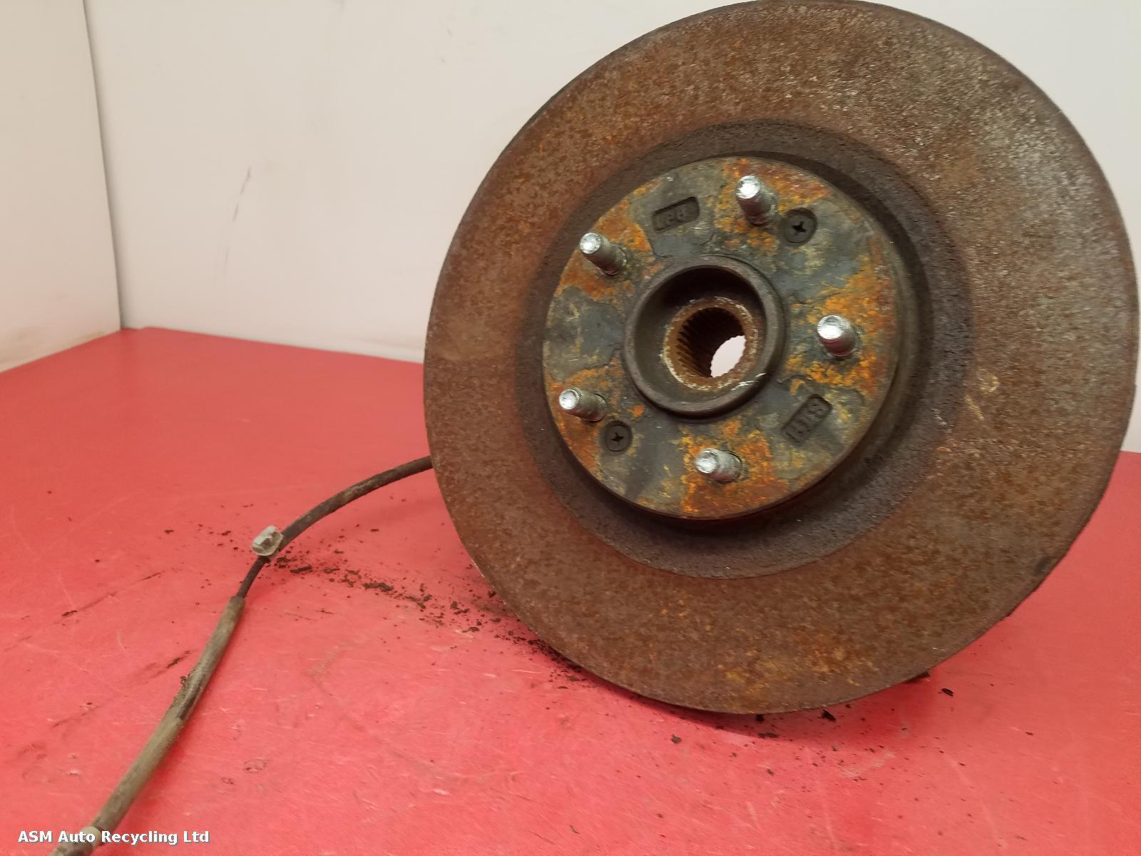 View Auto part RF Hub/Stub Axle Assembly Hyundai Santa Fe 2013