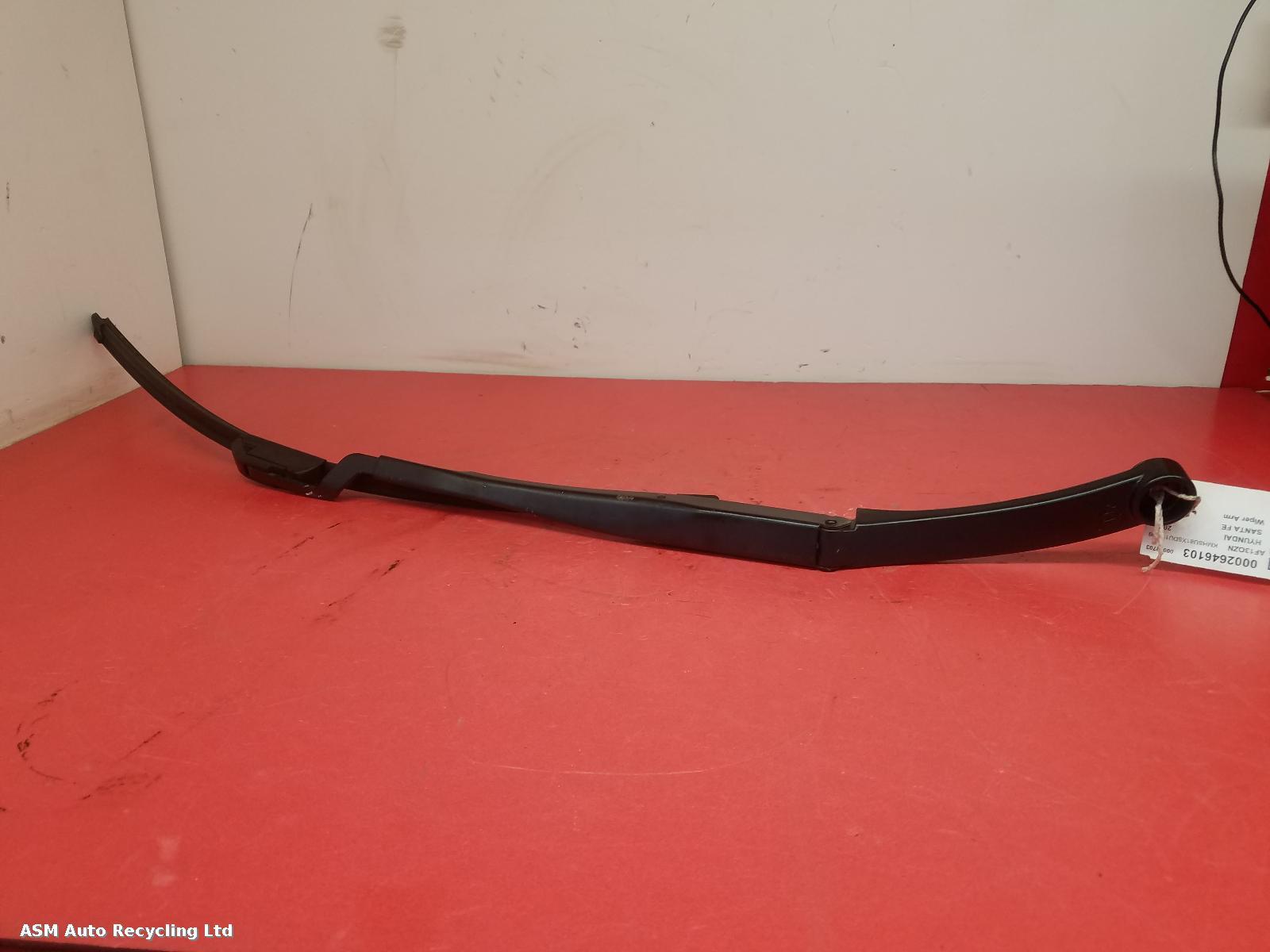 View Auto part Wiper Arm Hyundai Santa Fe 2013
