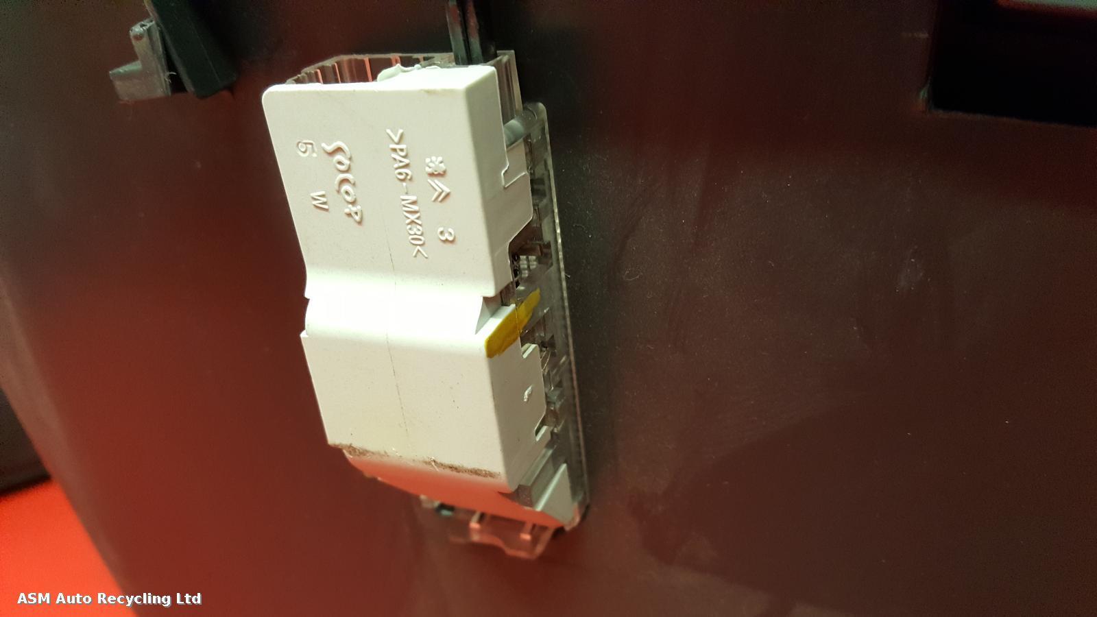 View Auto part Glove Box Citroen C4 Picasso 2007