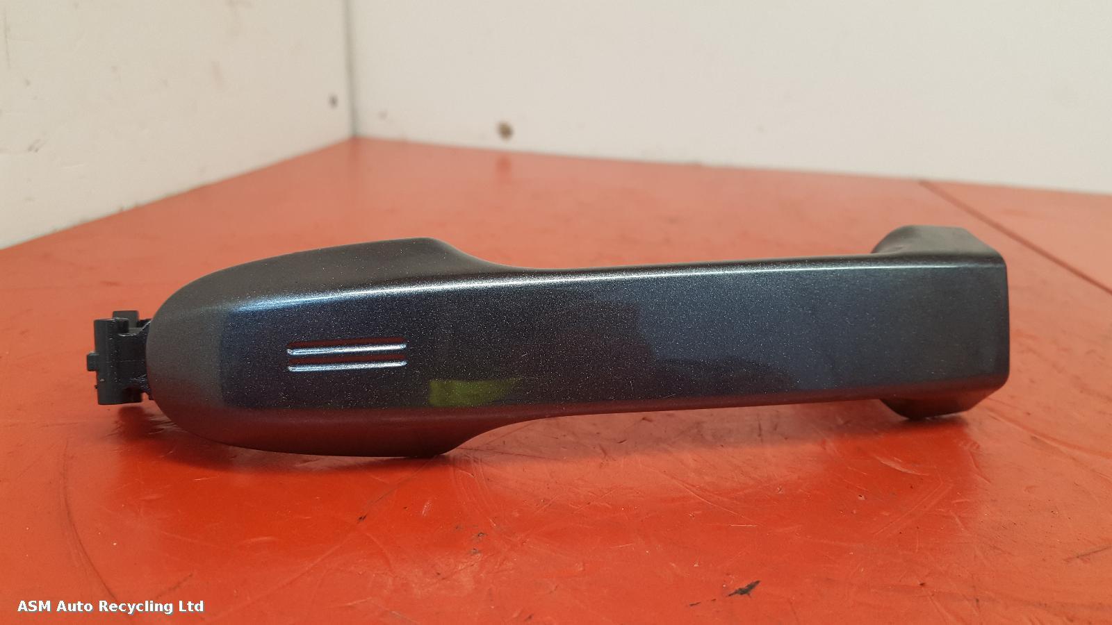 View Auto part Door Handle Toyota C-hr 2018