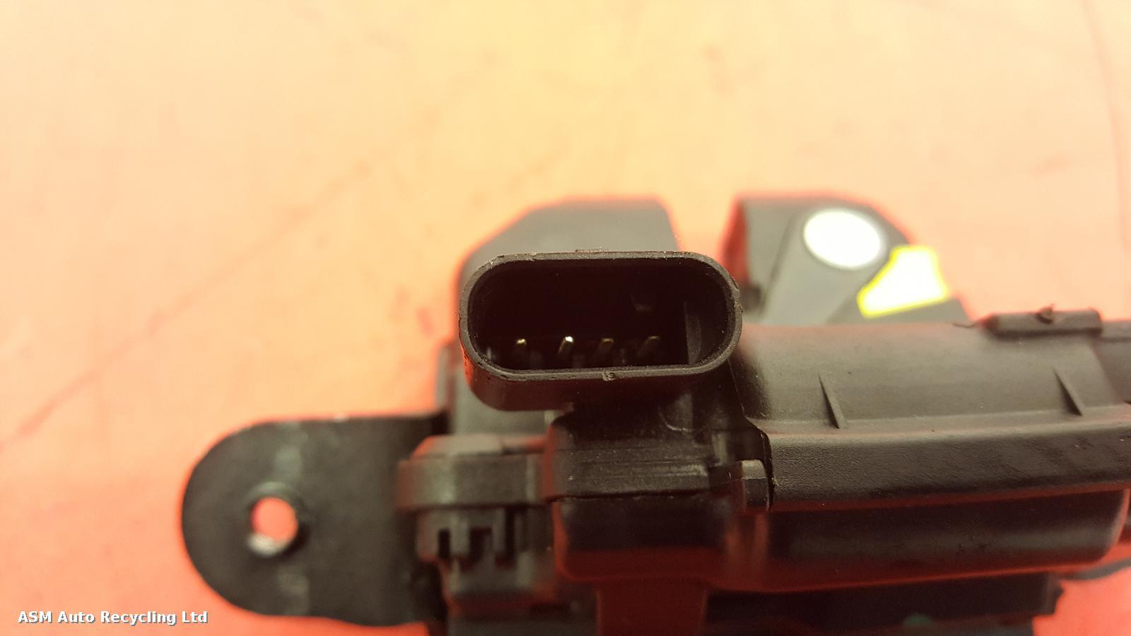 View Auto part Central Locking Solenoid Fiat Tipo 2017