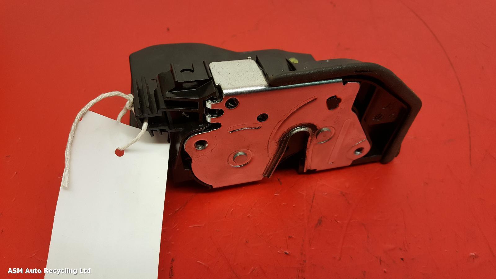 View Auto part Door Lock Assembly Bmw 1 Series 2014