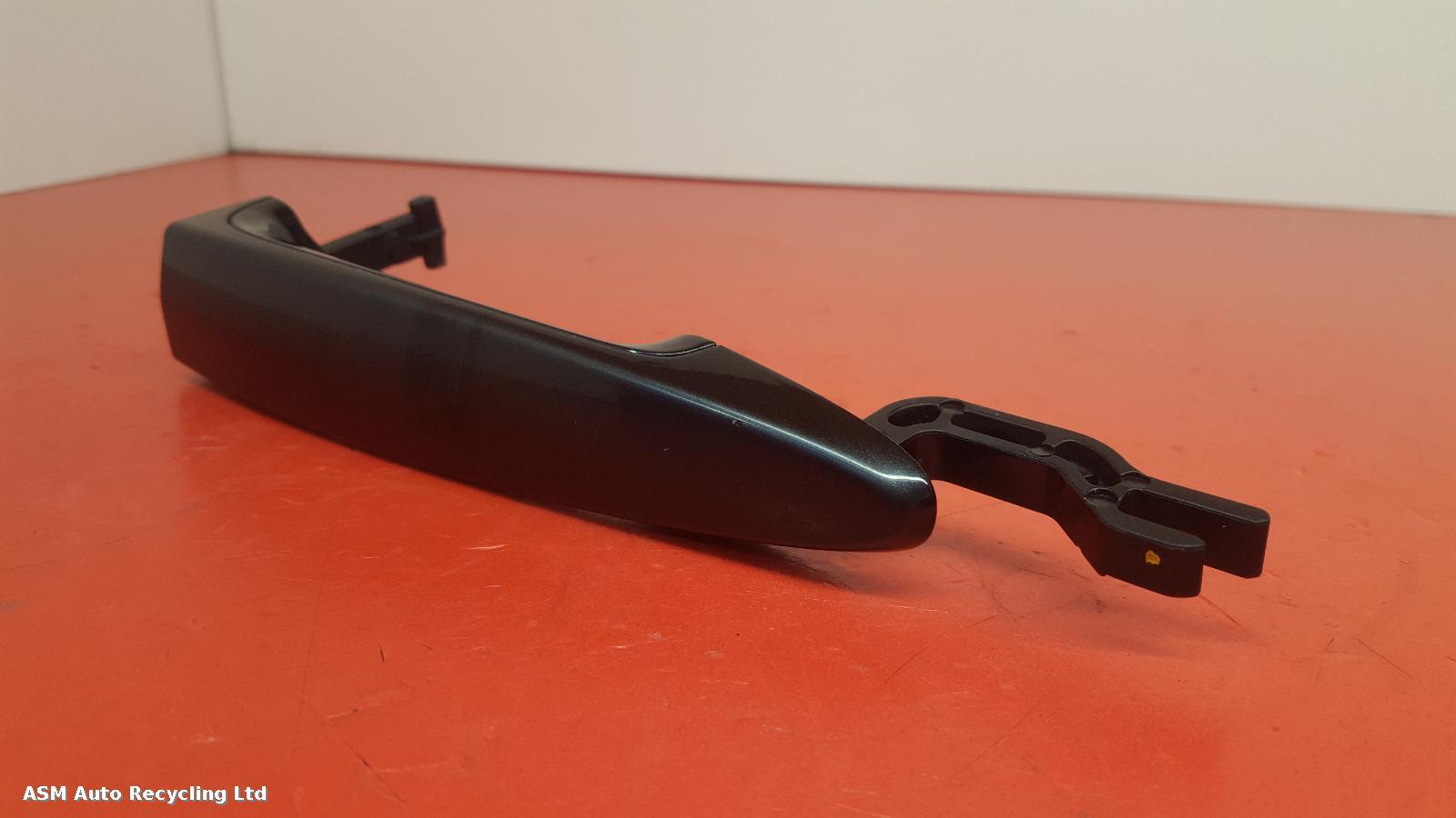 View Auto part Door Handle Bmw 3 Series 2008