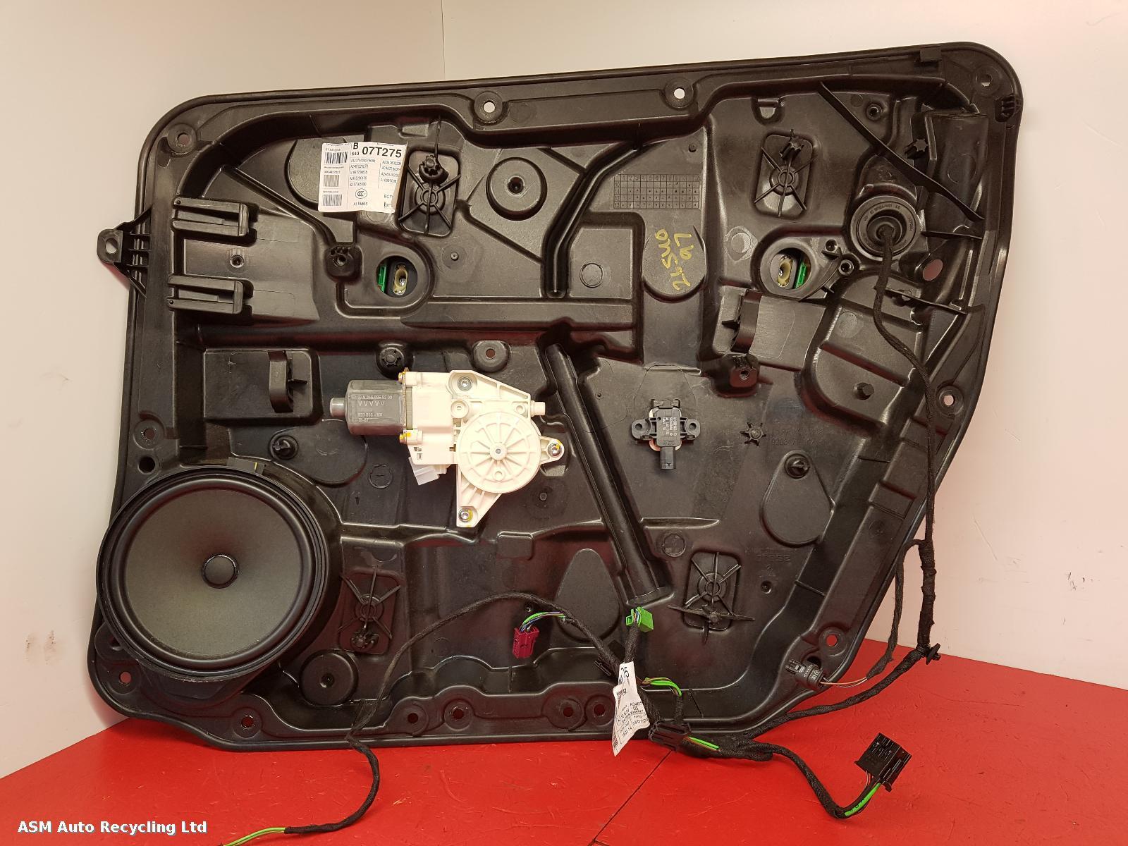 View Auto part RF Window Regulator Mercedes B Class 2018