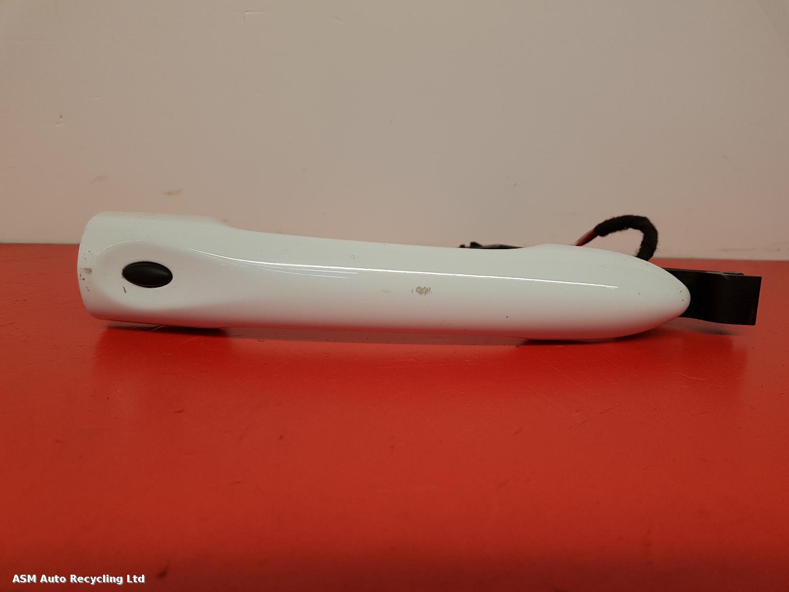View Auto part Door Handle Renault Zoe 2016