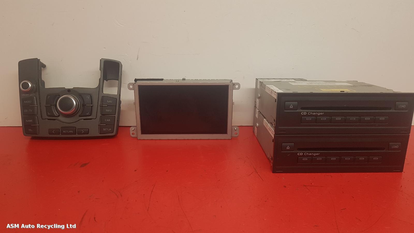 View Auto part A/V Equipment Audi A6 2006