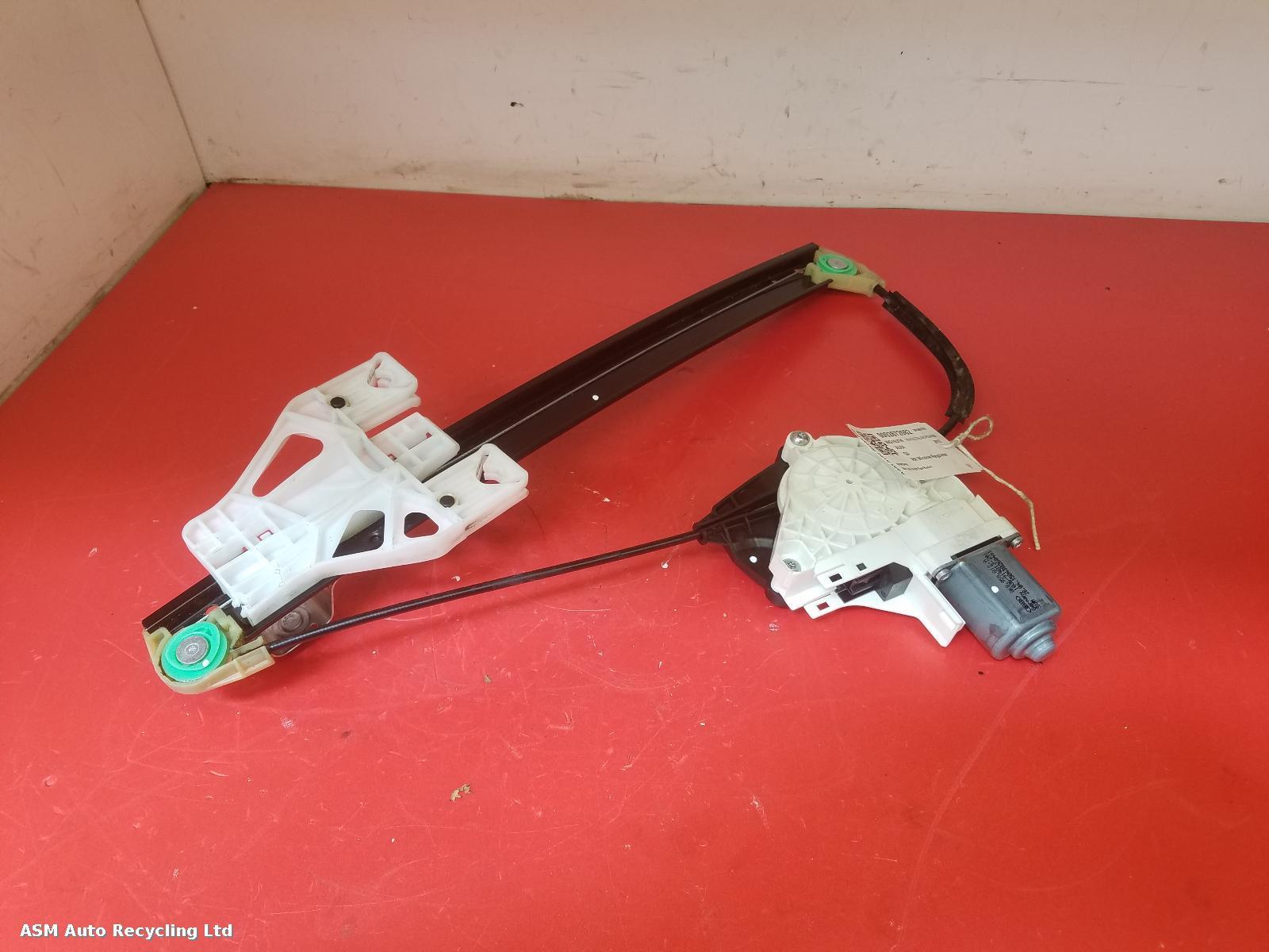 View Auto part RR Window Regulator Audi Q3 2015