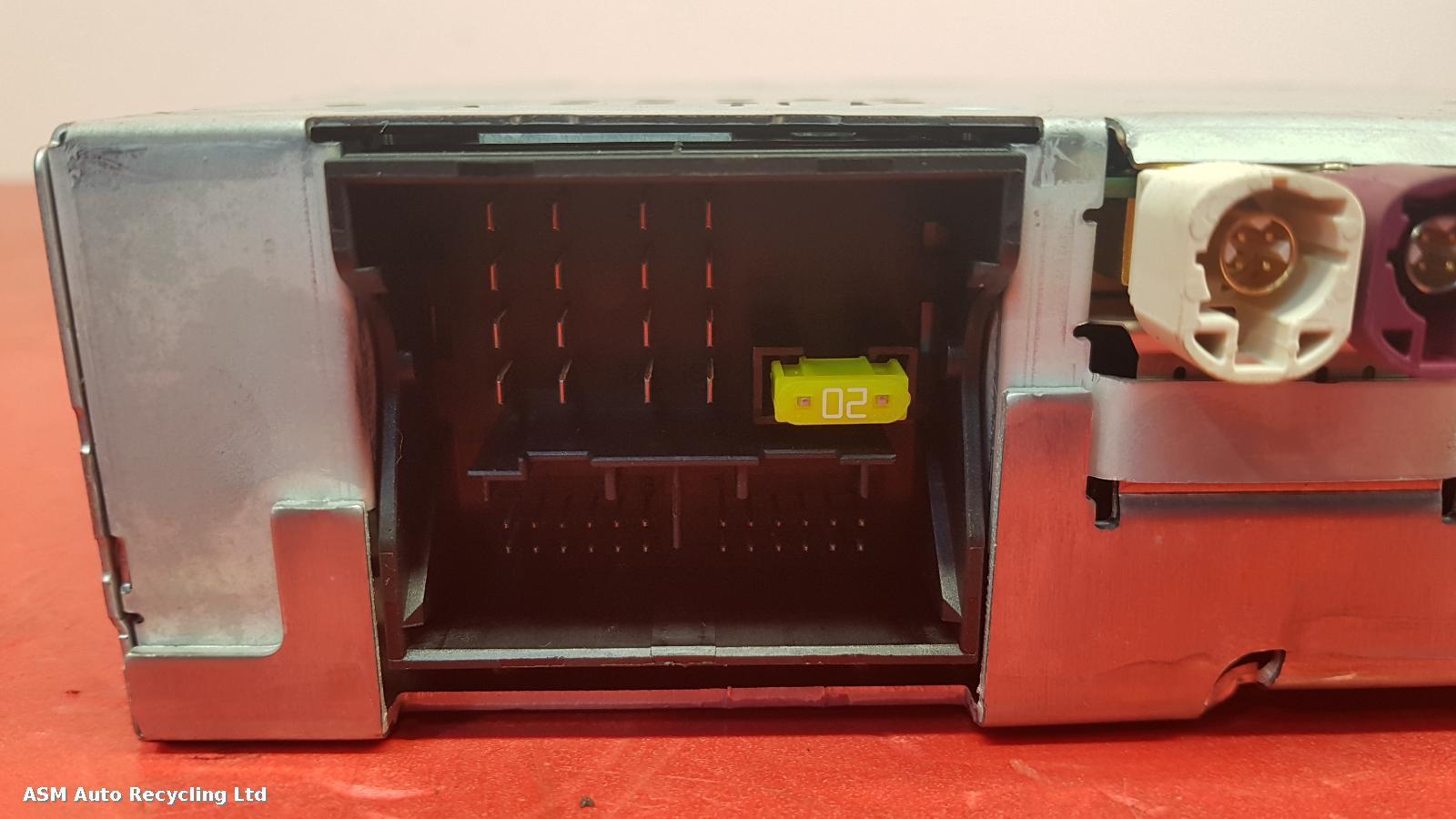 View Auto part CD Changer Bmw 1 Series 2012