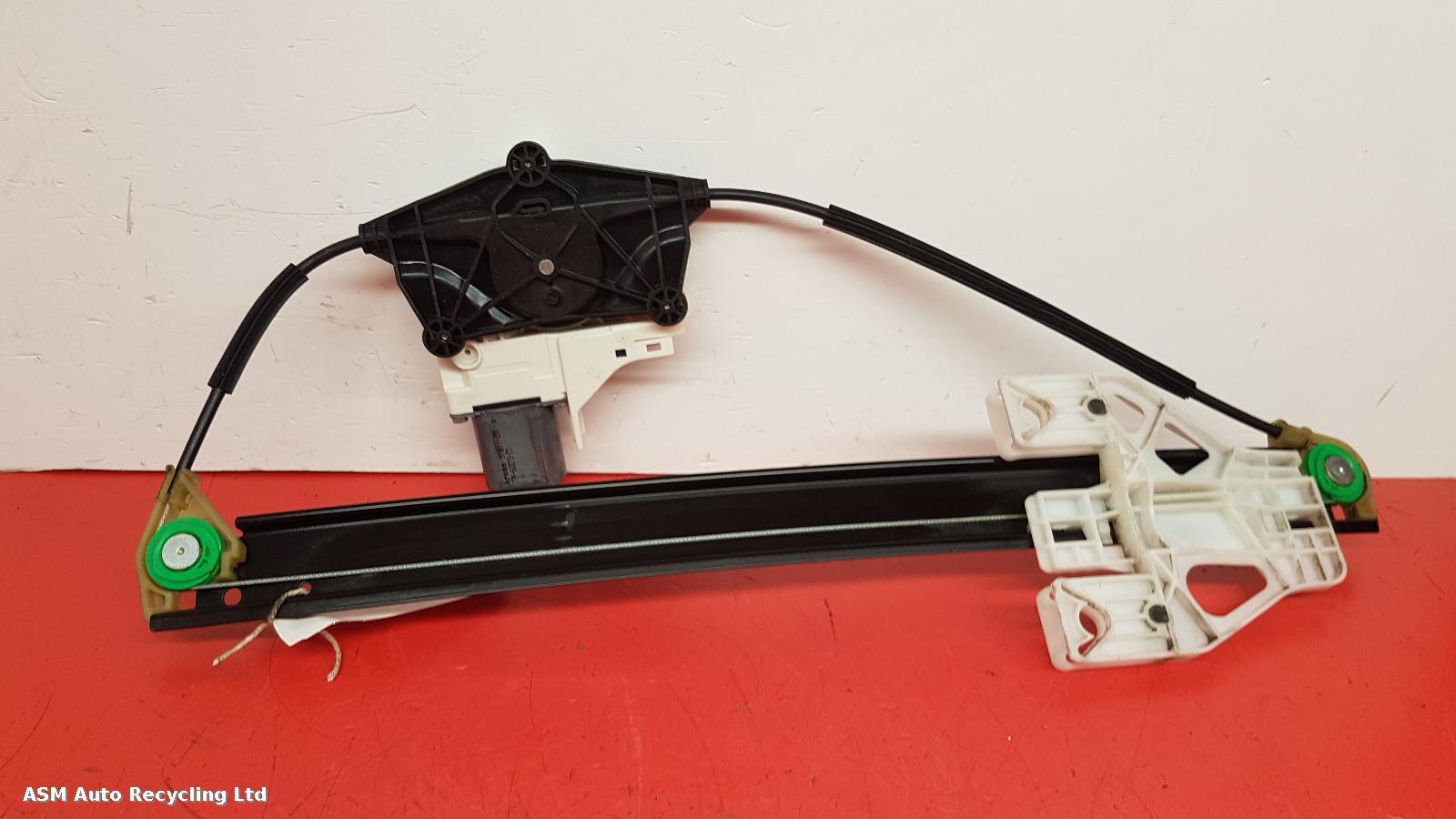View Auto part RR Window Regulator Audi Q5 2010