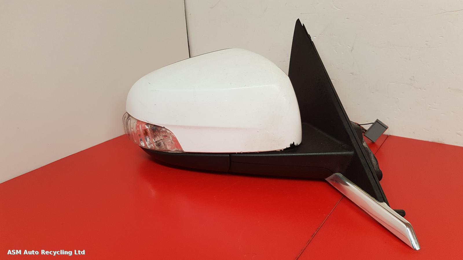 View Auto part R Door Mirror Jaguar Xf 2008
