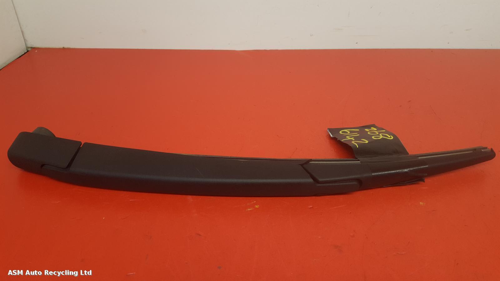View Auto part Wiper Arm Nissan Qashqai 2014