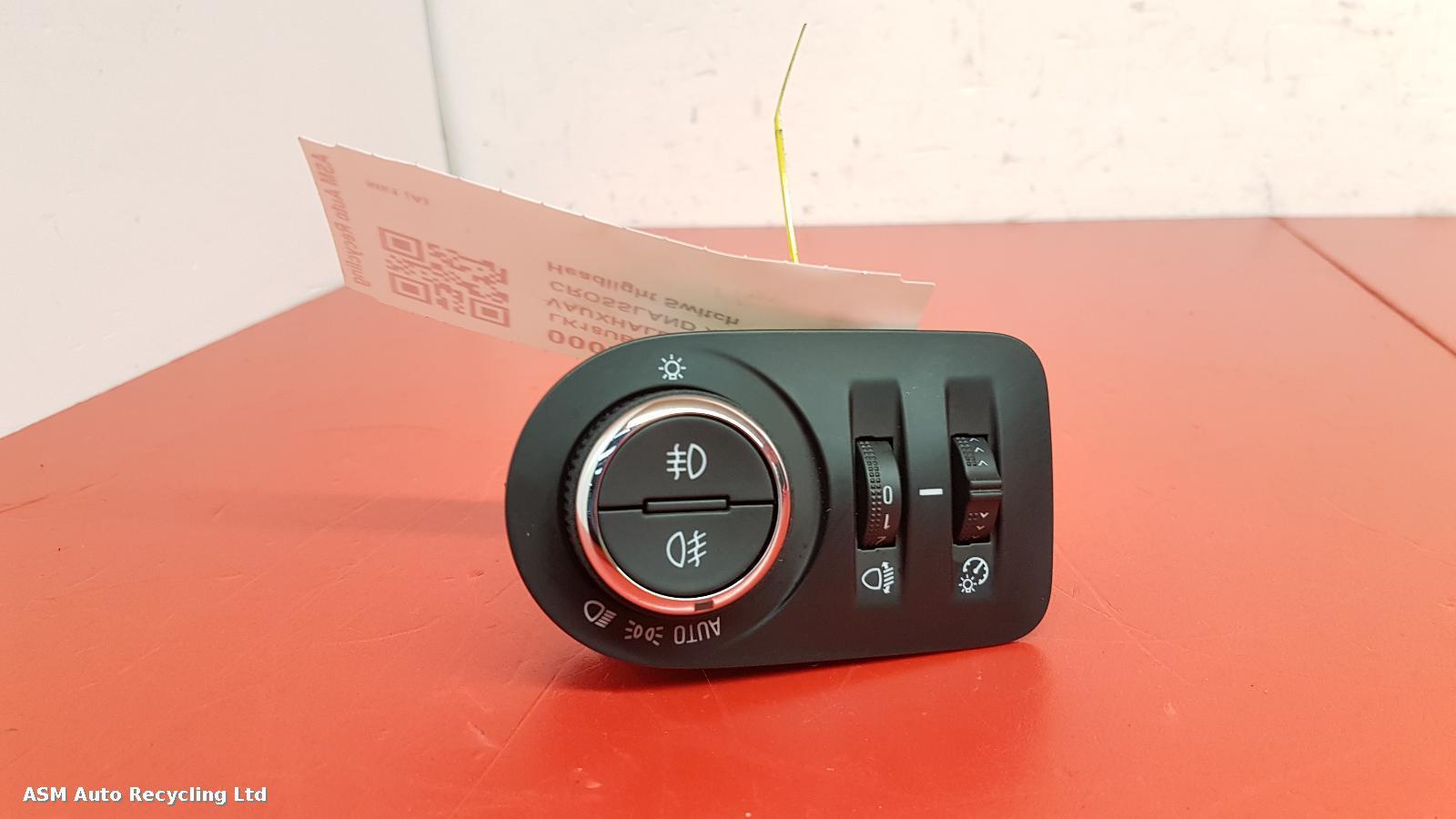View Auto part Headlight Switch Vauxhall Crossland X 2018
