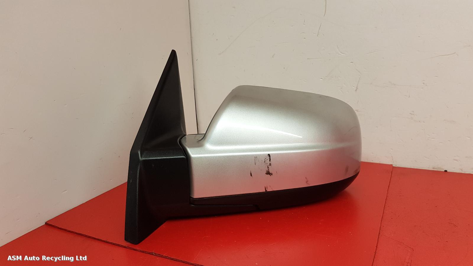 View Auto part L Door Mirror Hyundai Tucson 2010