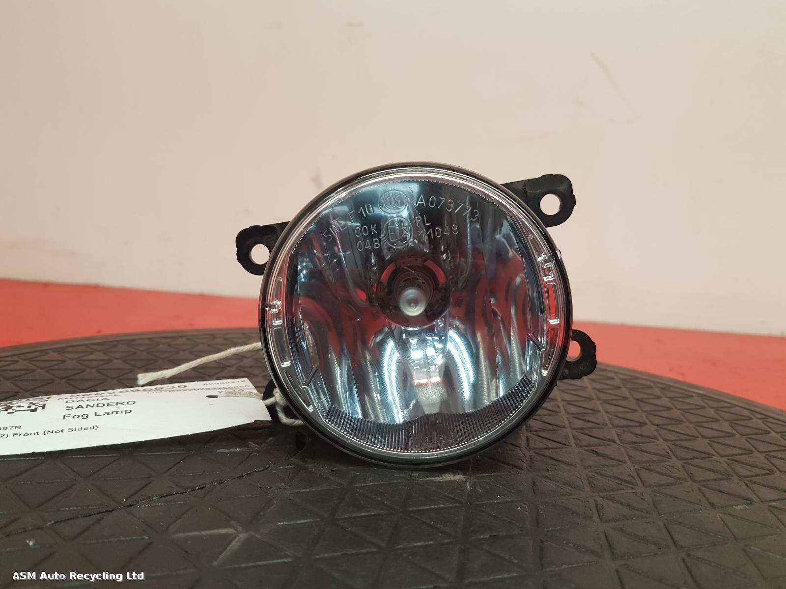 View Auto part Fog Lamp Dacia Sandero 2019