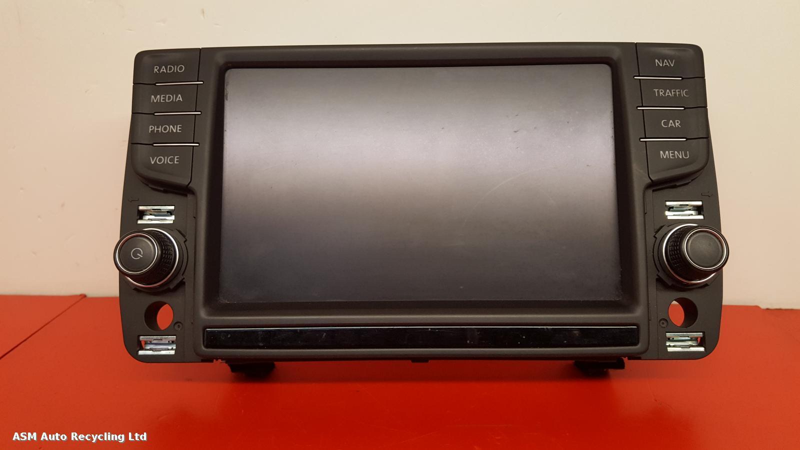 View Auto part A/V Equipment Volkswagen Passat 2016