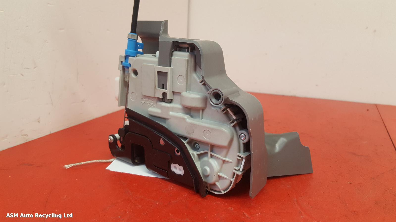 View Auto part Door Lock Assembly Audi Q2 2017