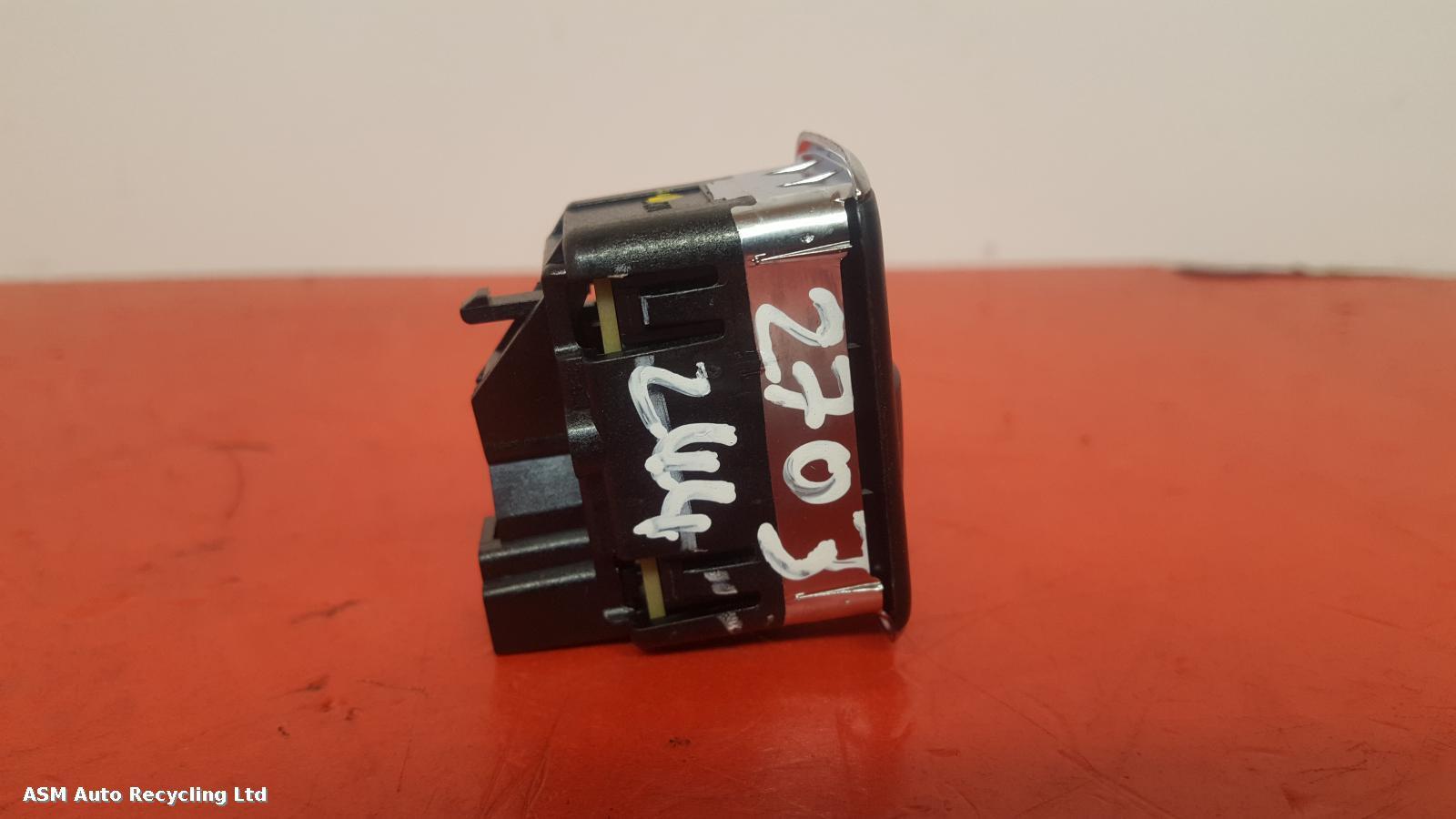 View Auto part Elect. Window Switch Tesla Model X 2017