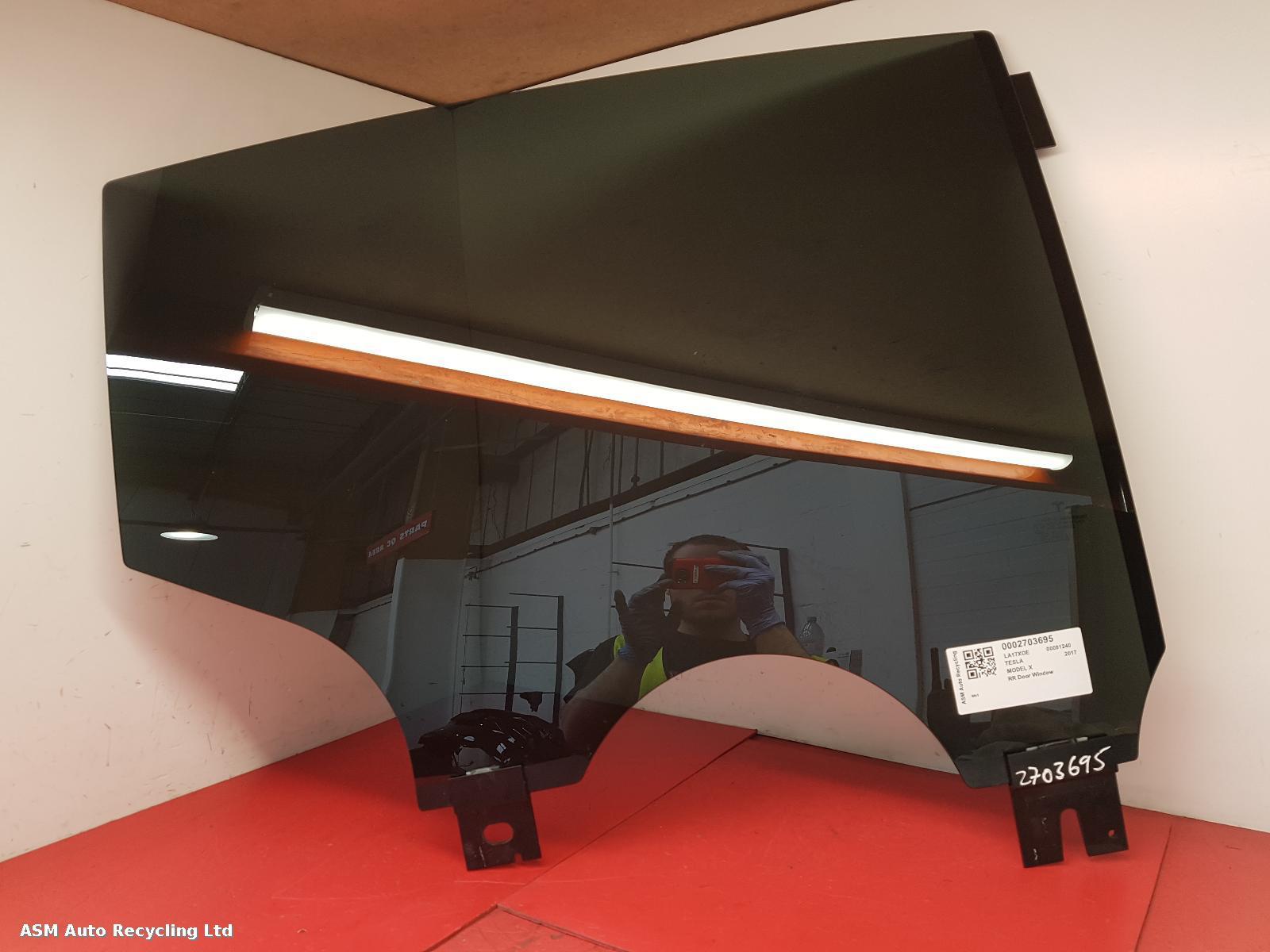 View Auto part RR Door Window Tesla Model X 2017