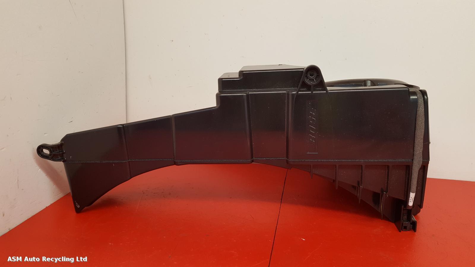 View Auto part Loud Speakers Audi A6 2016