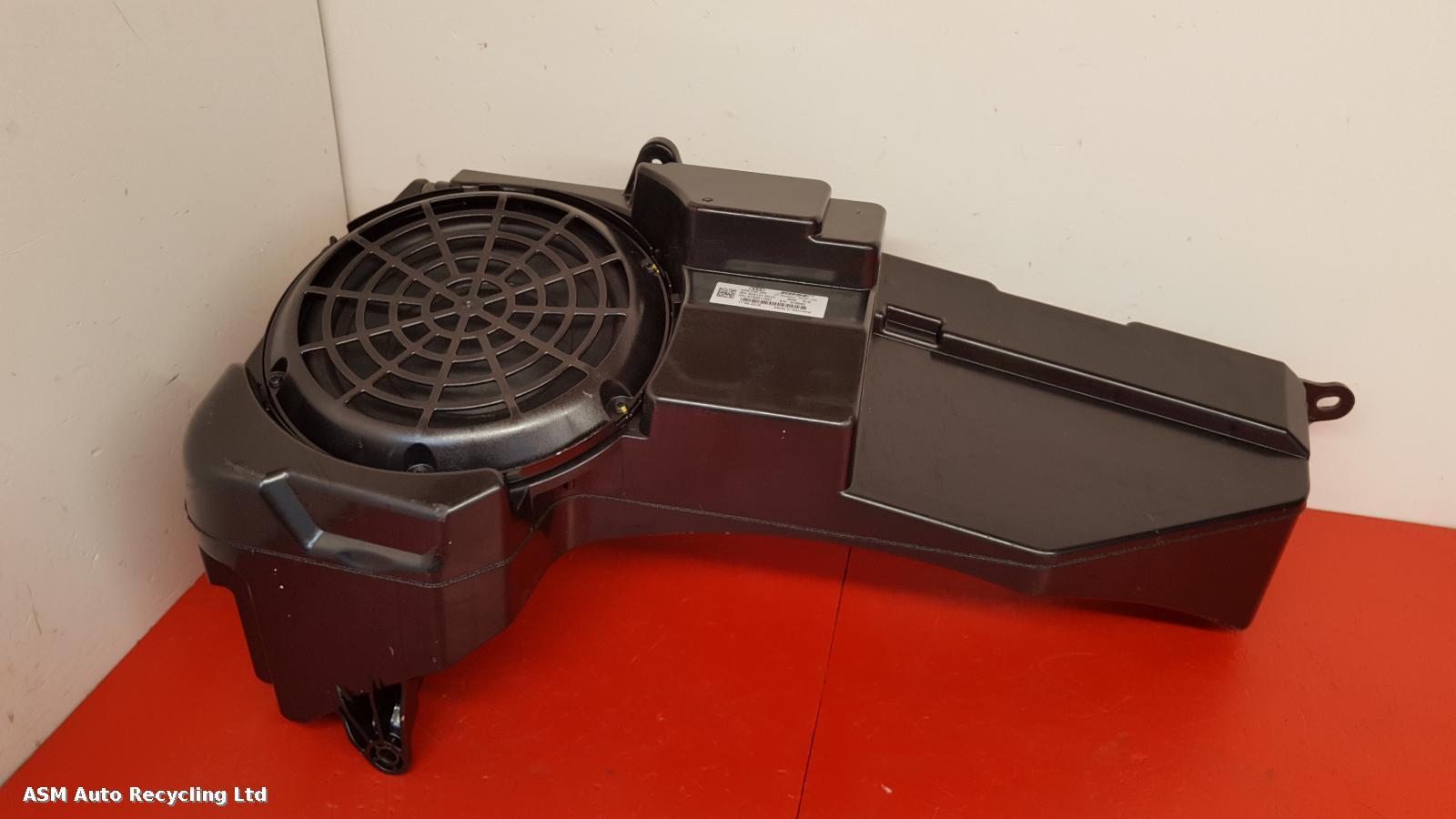 View Auto part Loud Speakers Audi A6 2016