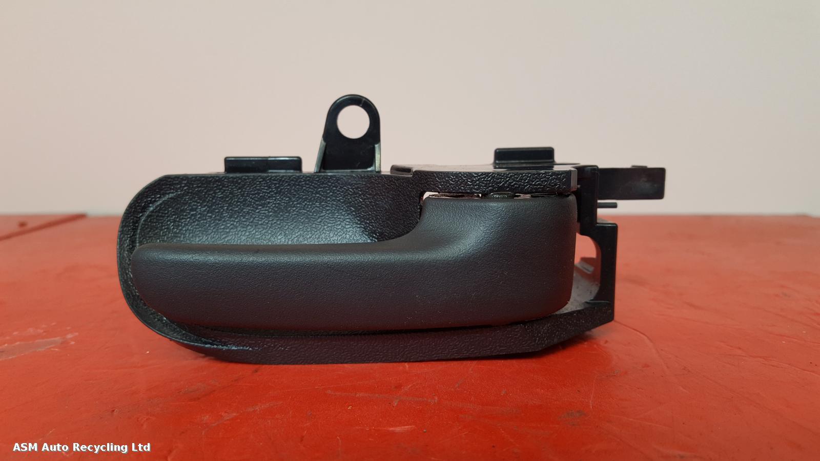 View Auto part Door Handle Toyota Aygo 2014