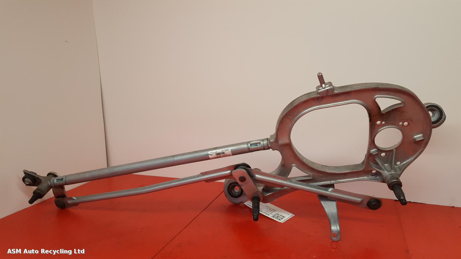 View Auto part Wiper Linkage Tesla Model X 2017