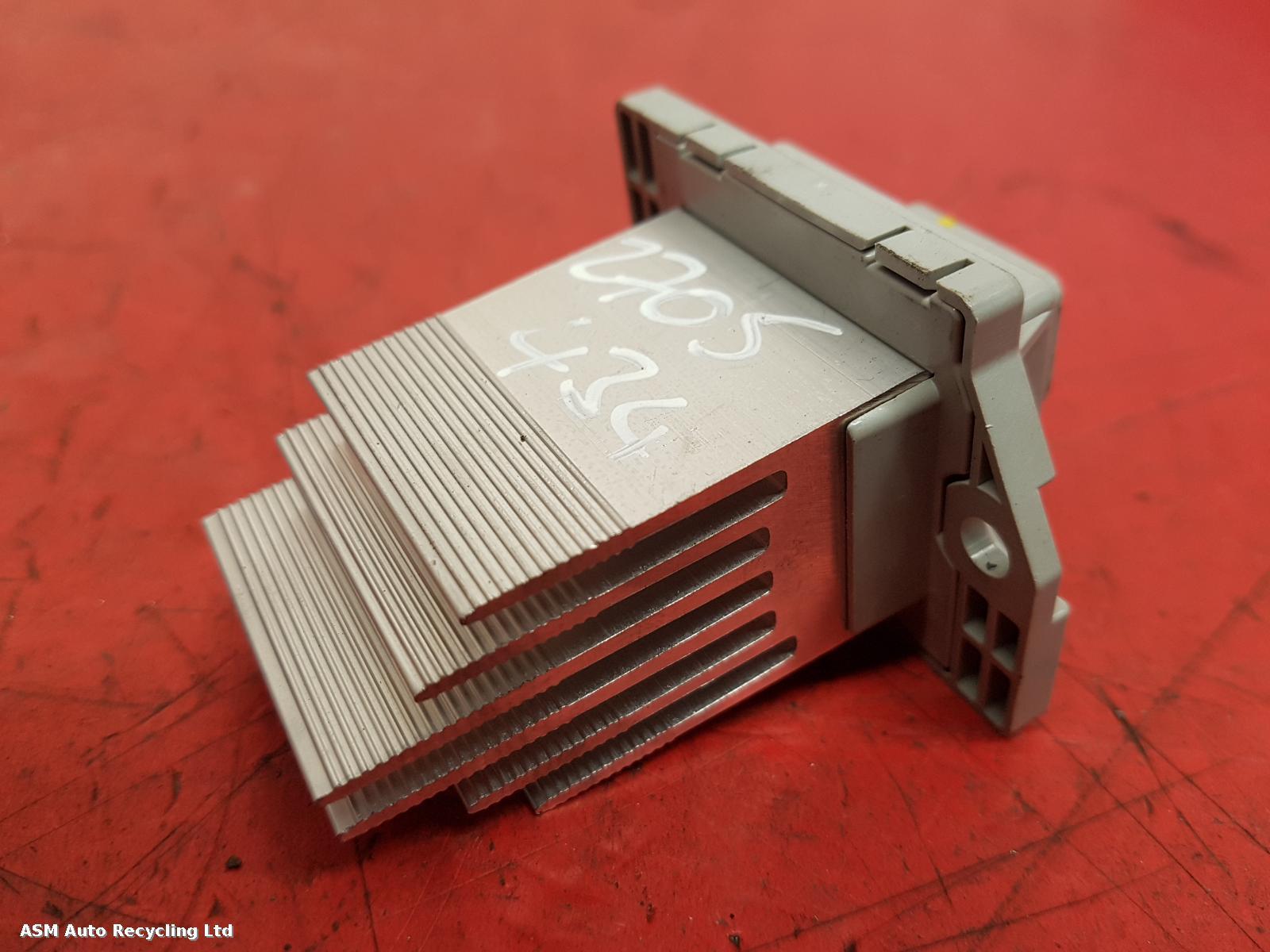 View Auto part Heater Rheostat Tesla Model X 2017