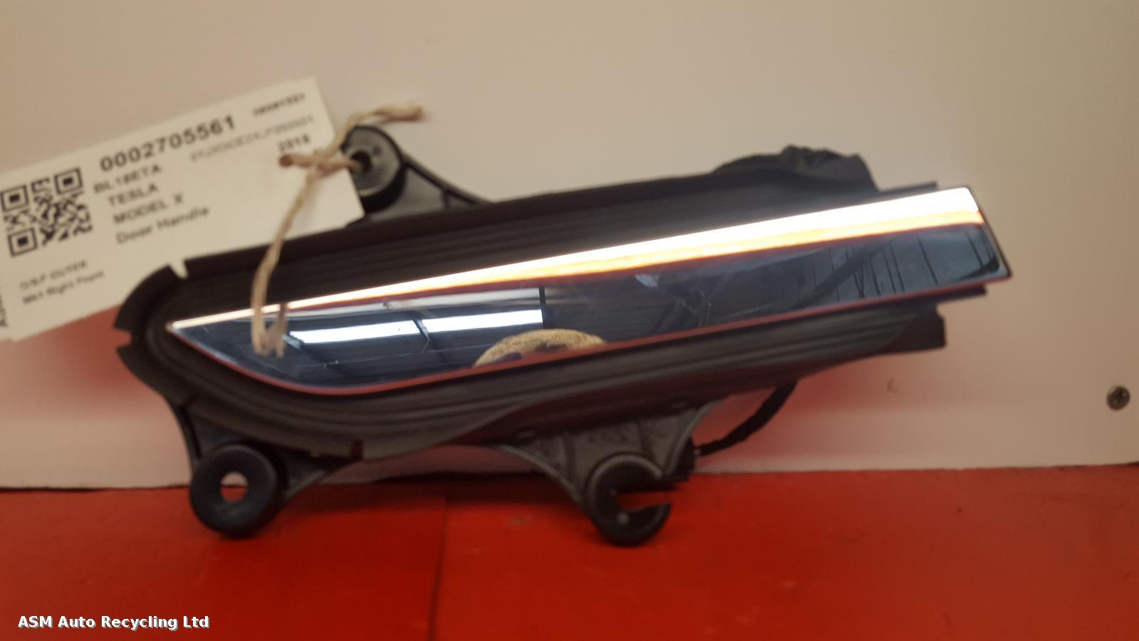 View Auto part Door Handle Tesla Model X 2018