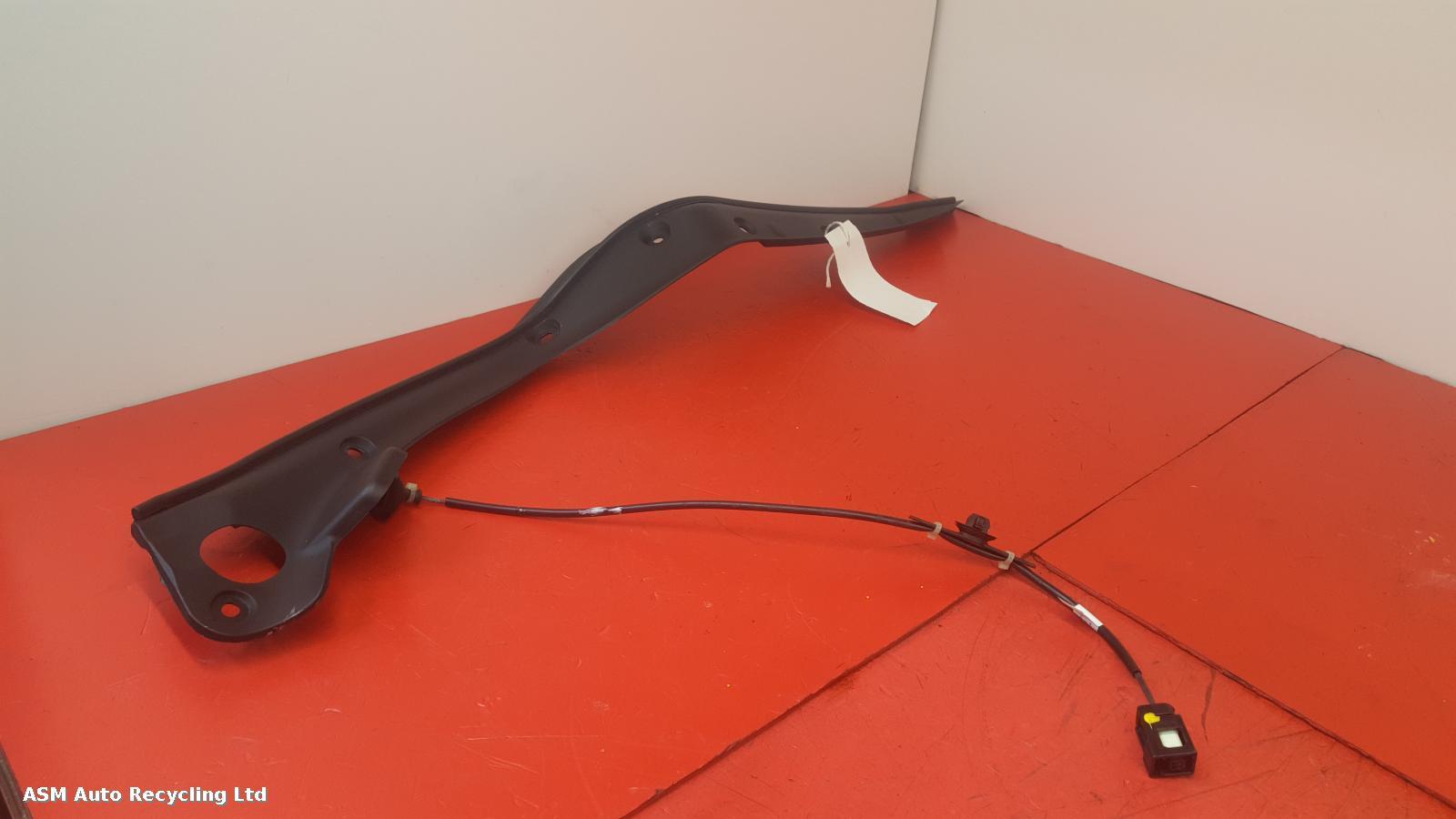 View Auto part Misc Tesla Model X 2018