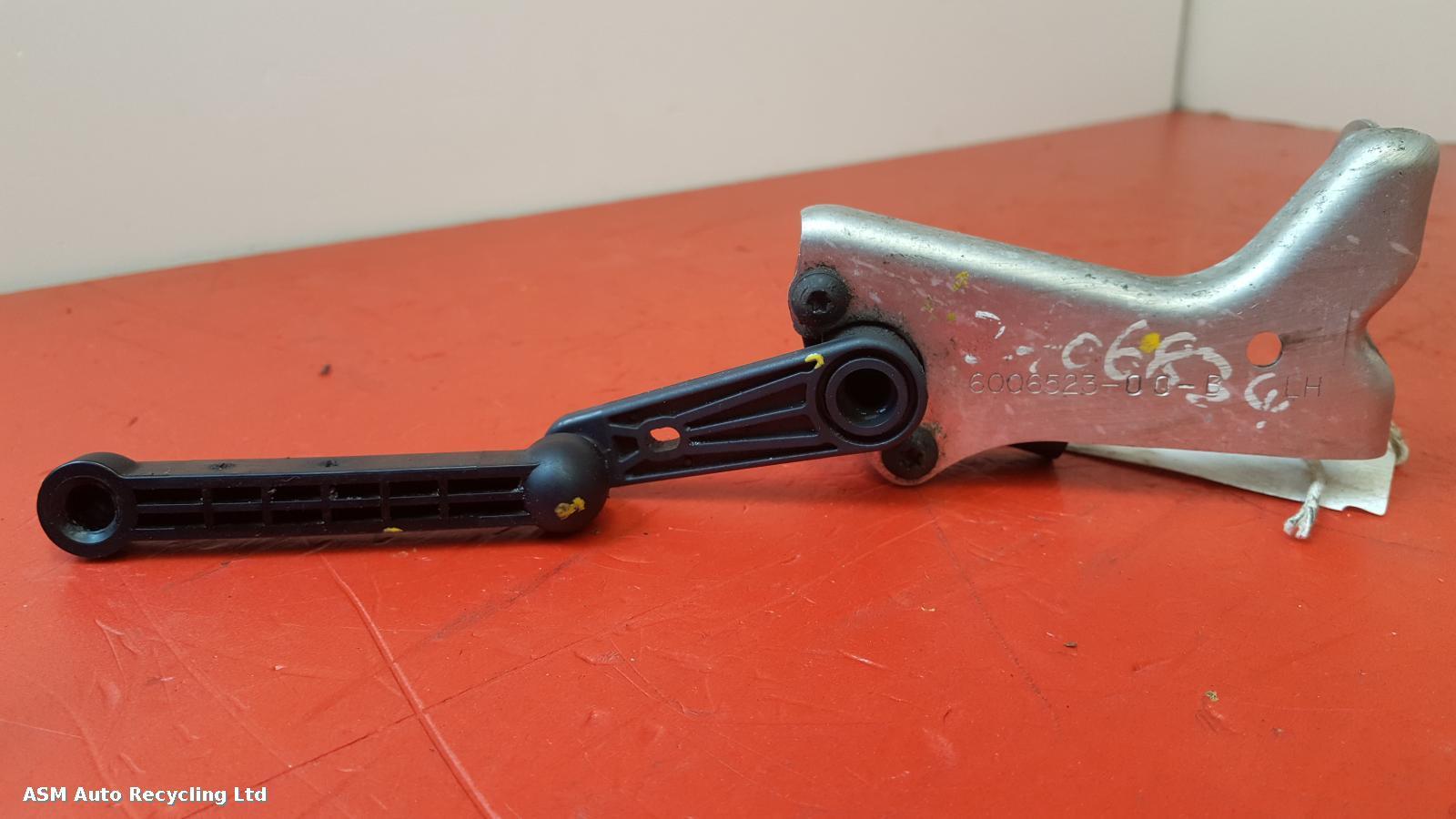 View Auto part Rear Height Sensor Tesla Model S 2017