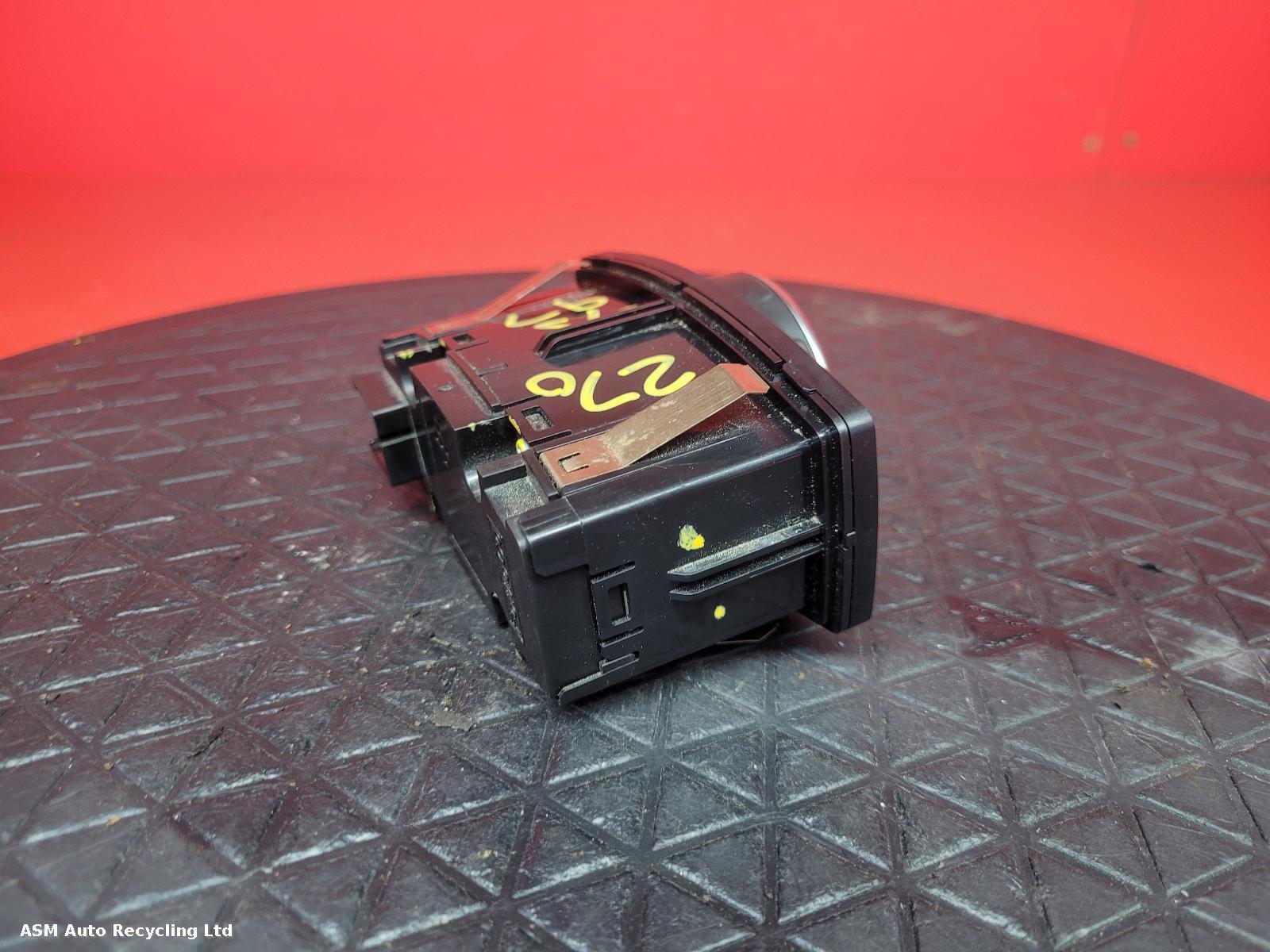 View Auto part Headlight Switch Ford Focus 2018