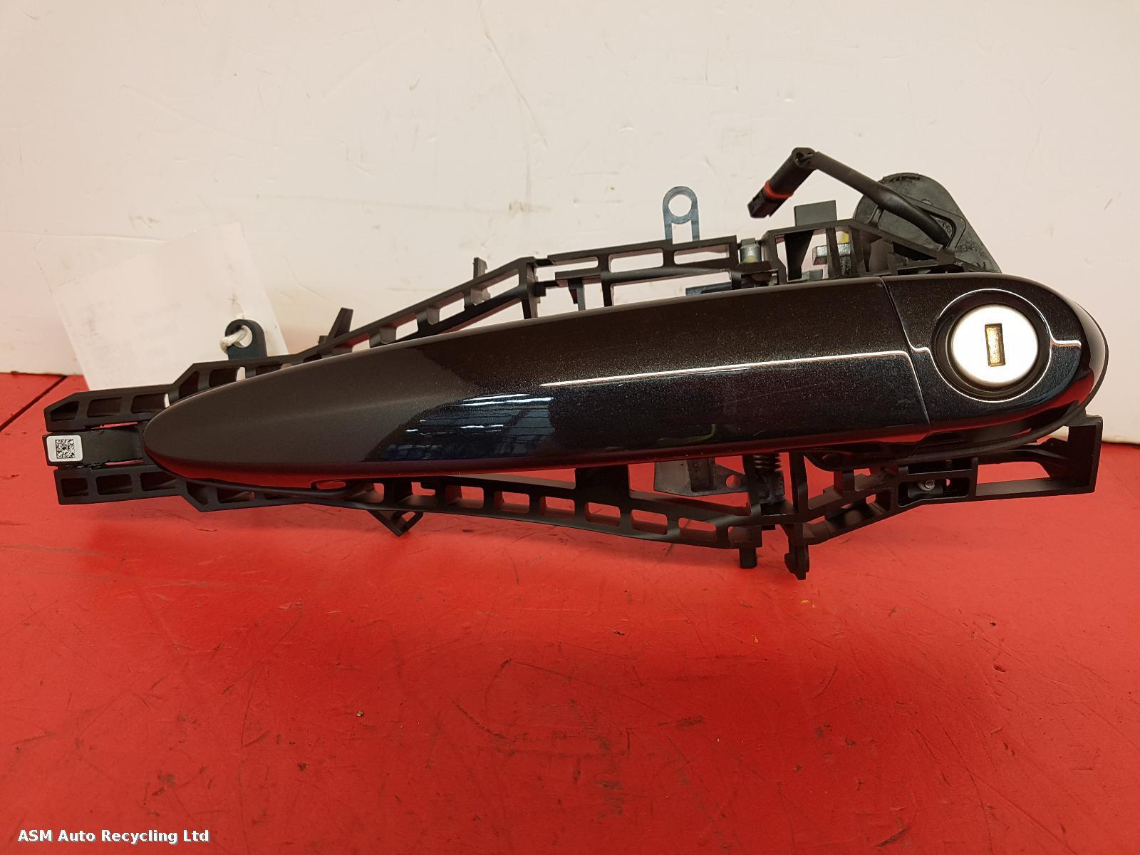 View Auto part Door Handle Bmw 4 Series 2016