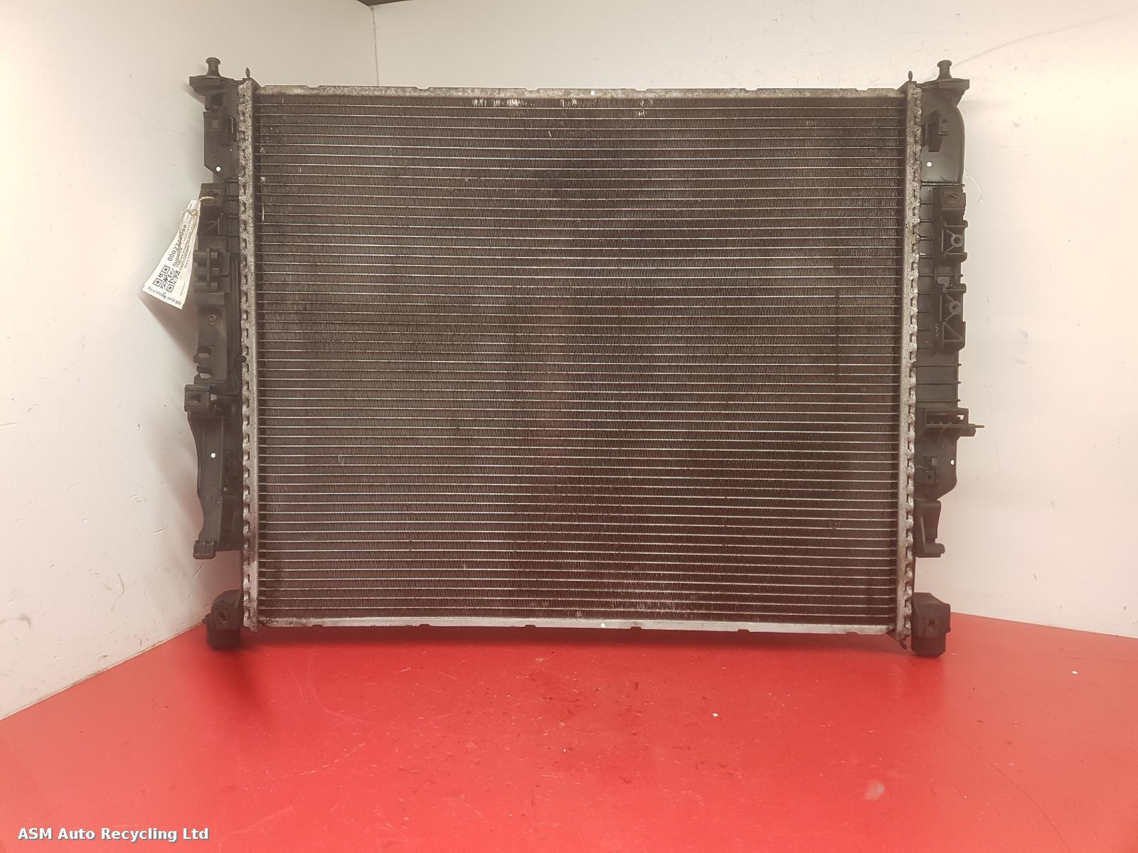 View Auto part Radiator Mercedes Gl Class 2006