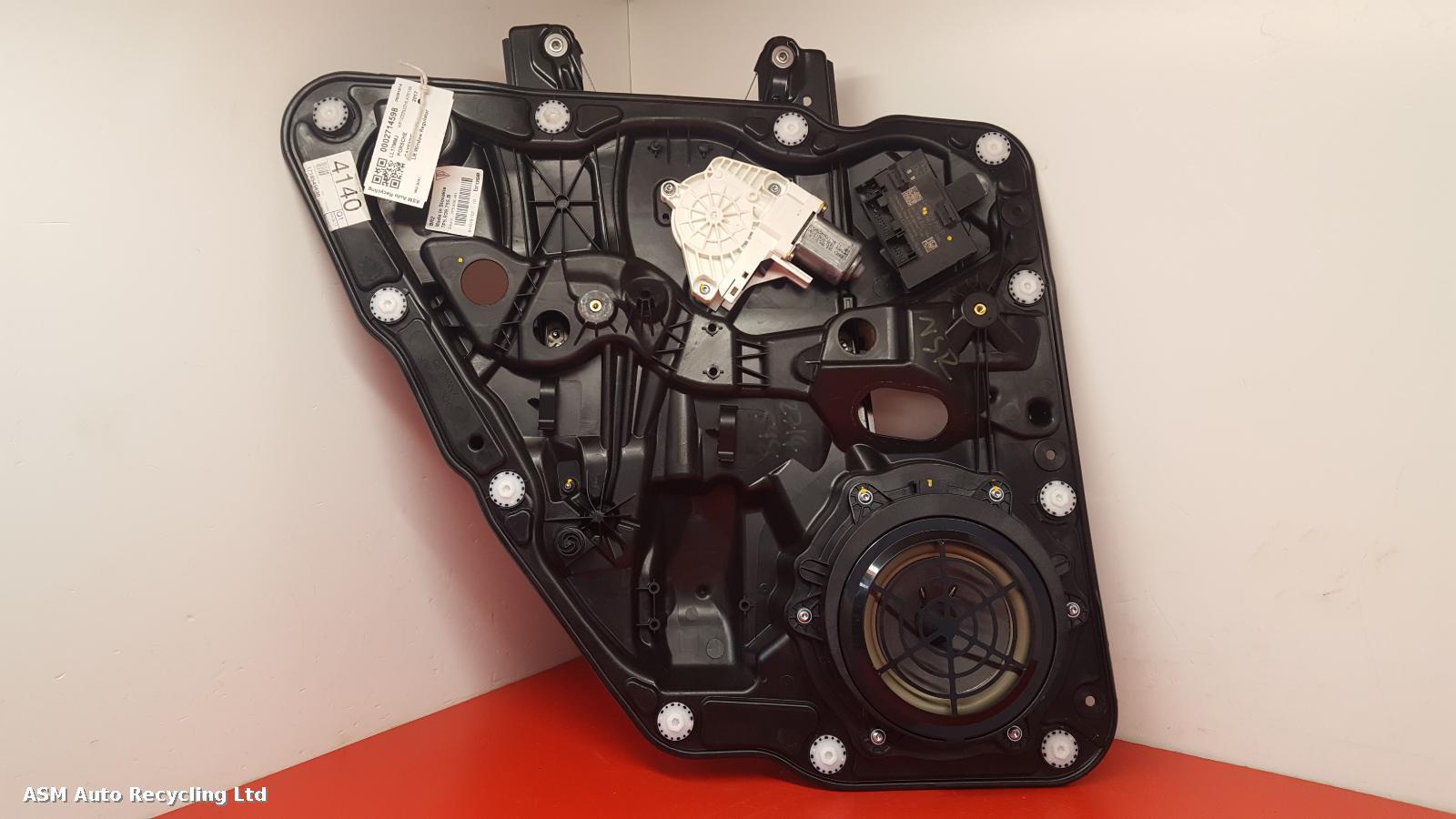 View Auto part LR Window Regulator Porsche Cayenne 2017