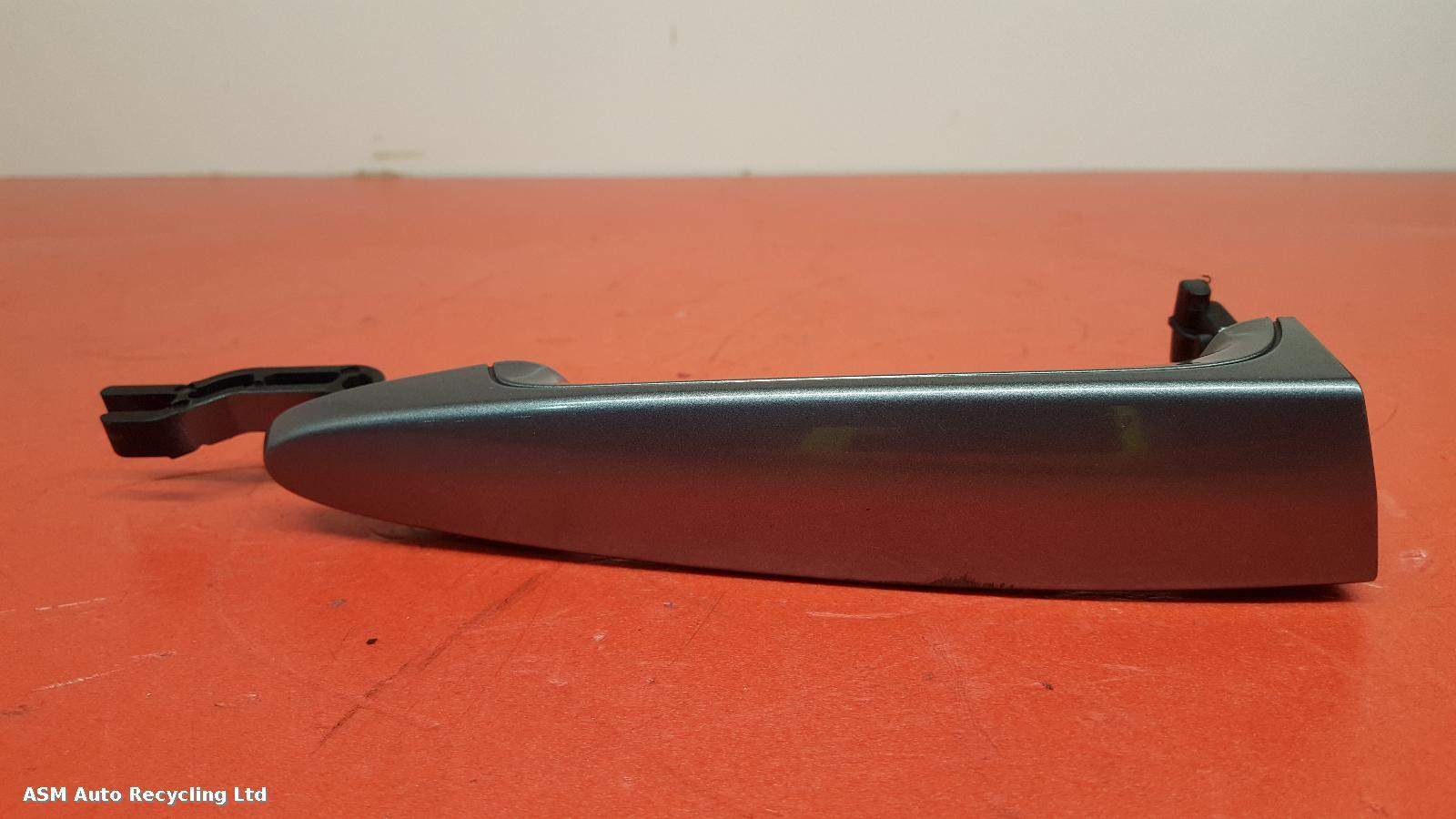 View Auto part Door Handle Bmw 3 Series 2011