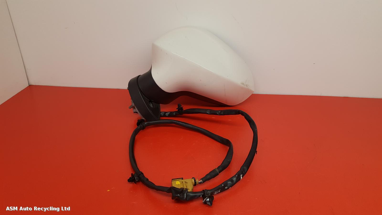 View Auto part L Door Mirror Seat Exeo 2012