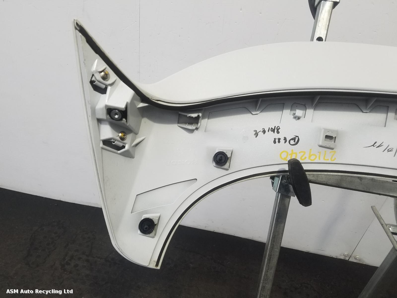 View Auto part Rear Spoiler Honda Hrv 2018