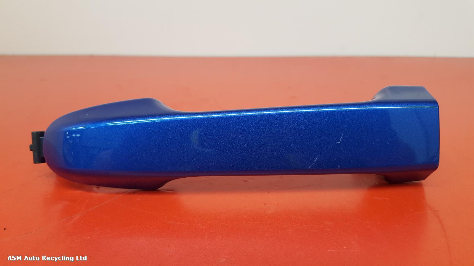 View Auto part Door Handle Toyota C-hr 2018