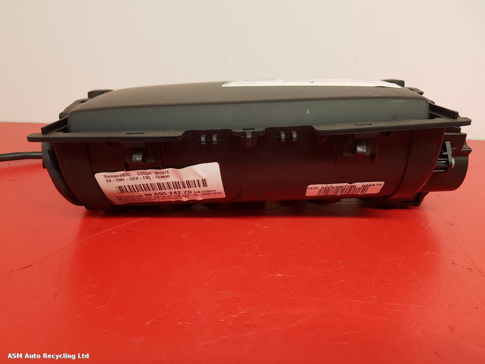 View Auto part Radio Display Peugeot 308 2009